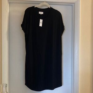 Lou & Grey Black Short Sleeve dress
